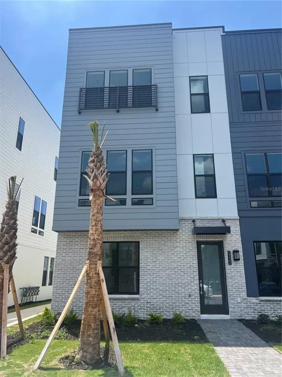 MLS: O6168346 Condo For Sale