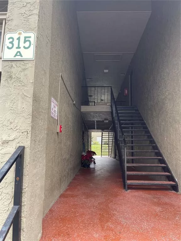 MLS: O6168406 Condo For Sale