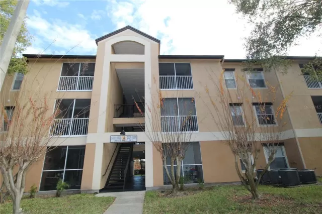 MLS: O6168497 Condo For Sale