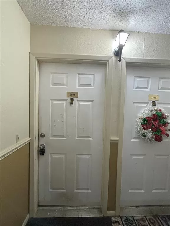 MLS: O6168941 Condo For Sale