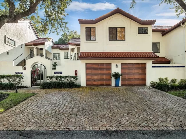 MLS: O6170041 Condo For Sale