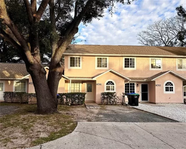 MLS: O6170131 Condo For Sale