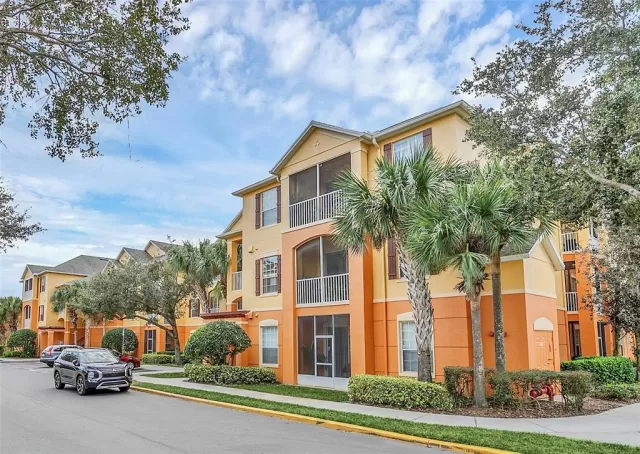 MLS: O6170641 Condo For Sale