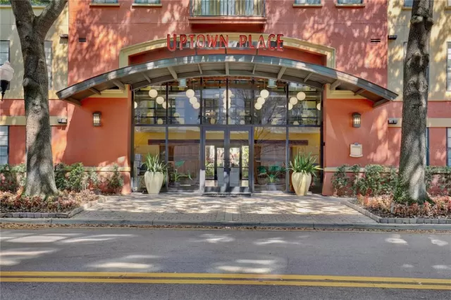 MLS: O6170654 Condo For Sale