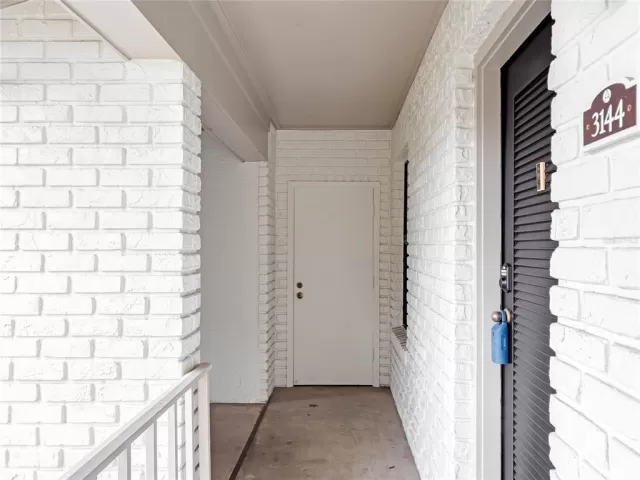 MLS: O6171332 Condo For Sale