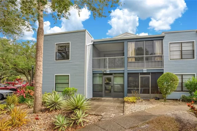 MLS: O6171387 Condo For Sale