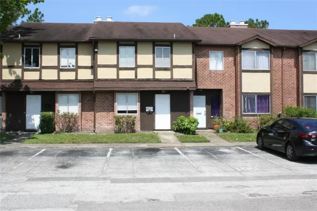 MLS: O6171421 Condo For Sale