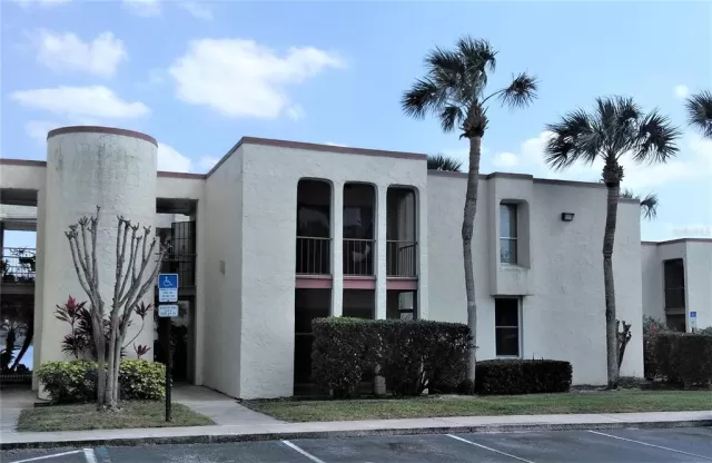 MLS: O6172664 Condo For Sale