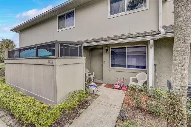 MLS: O6173066 Condo For Sale