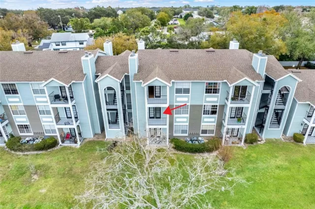 MLS: O6173114 Condo For Sale