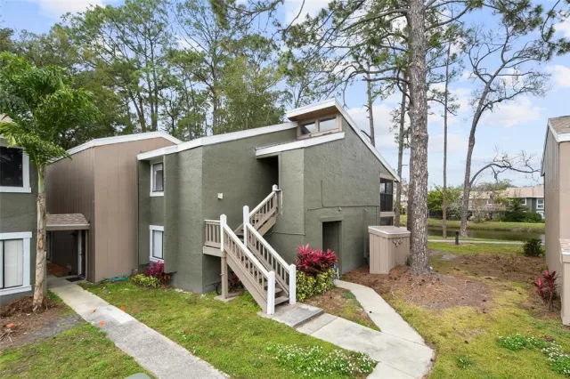 MLS: O6173243 Condo For Sale