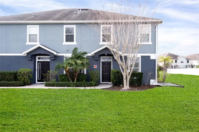 MLS: O6173387 Condo For Sale