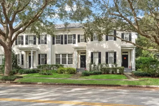 MLS: O6173403 Condo For Sale