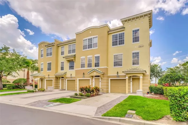 MLS: O6173435 Condo For Sale