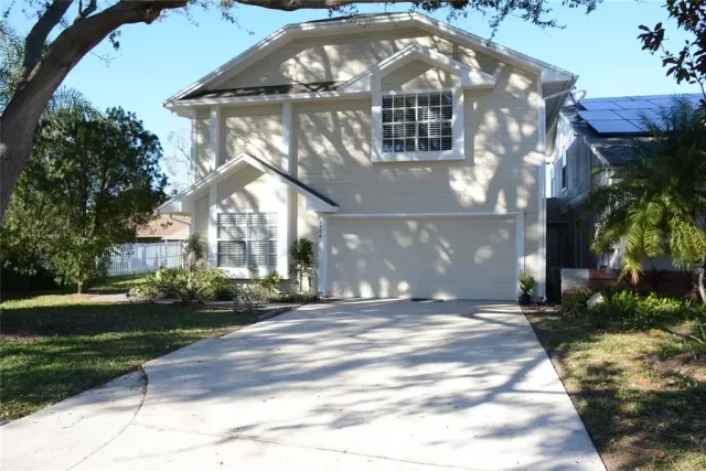 MLS: O6173675 Condo For Sale