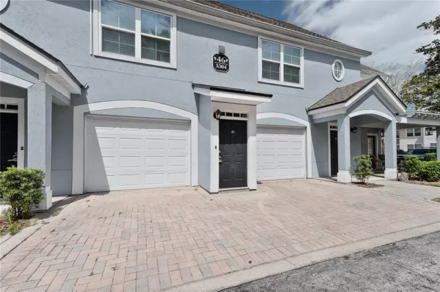 MLS: O6173834 Condo For Sale