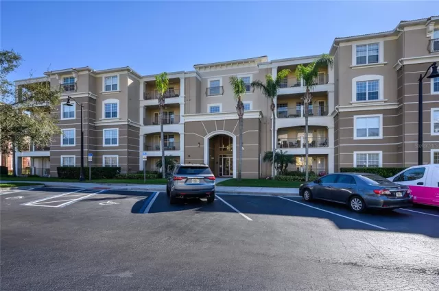 MLS: O6174488 Condo For Sale