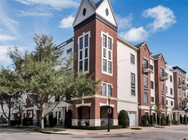 MLS: O6174855 Condo For Sale