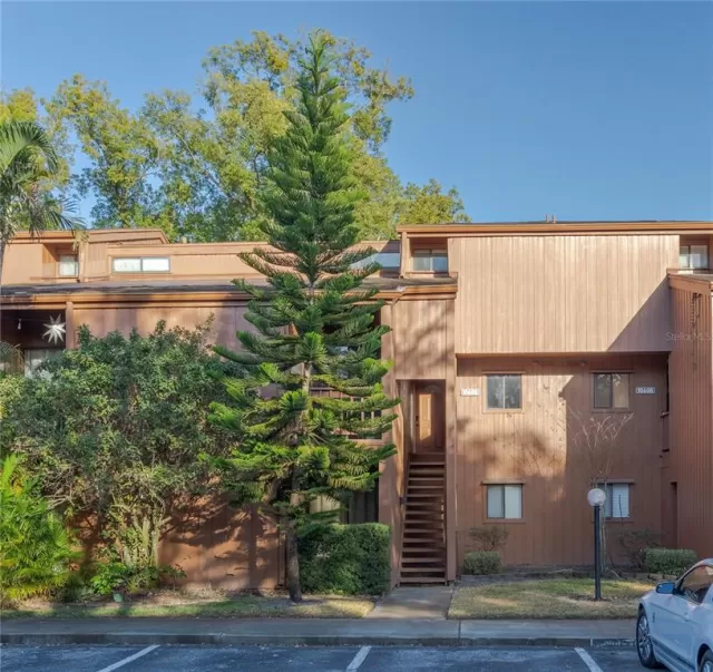 MLS: O6176608 Condo For Sale