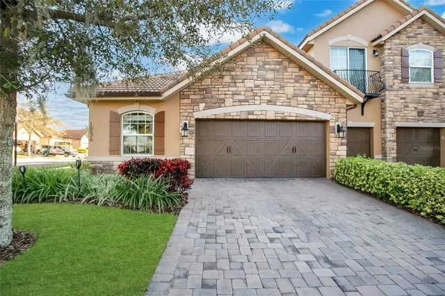 MLS: O6177029 Condo For Sale