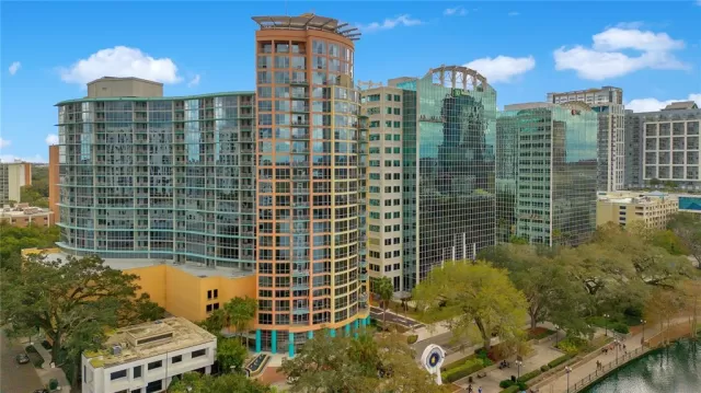 MLS: O6177107 Condo For Sale