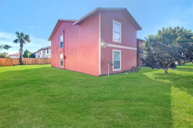 MLS: O6177317 Condo For Sale