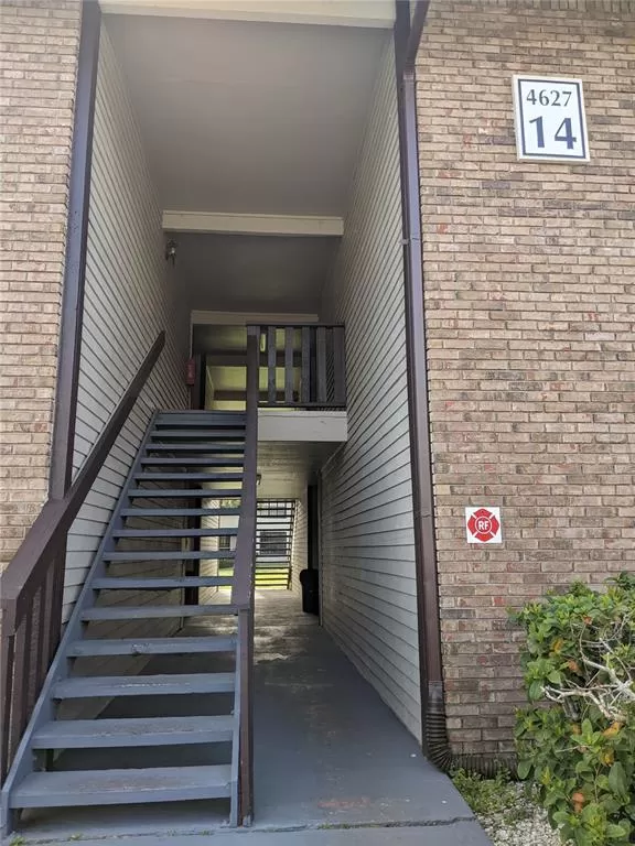 MLS: O6177387 Condo For Sale