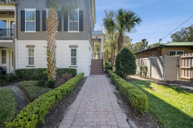 MLS: O6178015 Condo For Sale