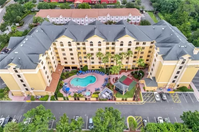 MLS: O6178472 Condo For Sale