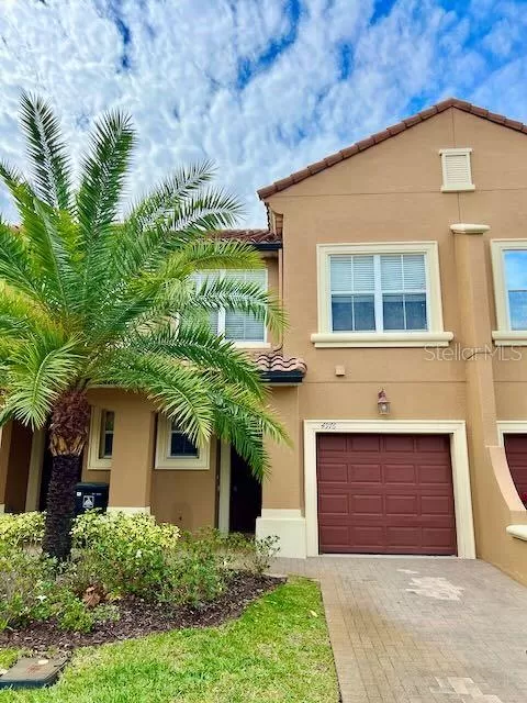 MLS: O6179578 Condo For Sale