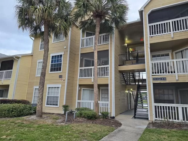 MLS: O6179827 Condo For Sale