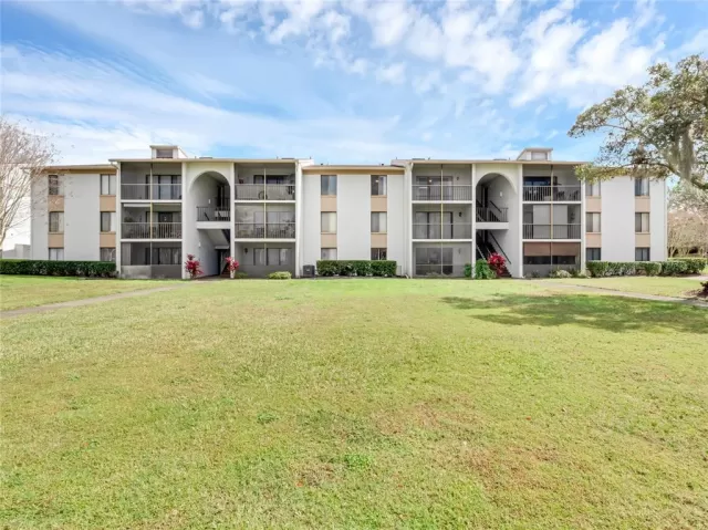 MLS: O6180797 Condo For Sale