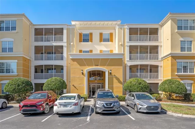 MLS: O6181219 Condo For Sale