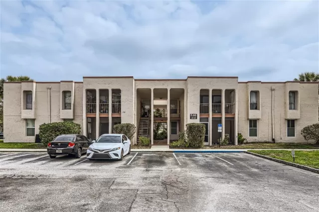 MLS: O6181470 Condo For Sale