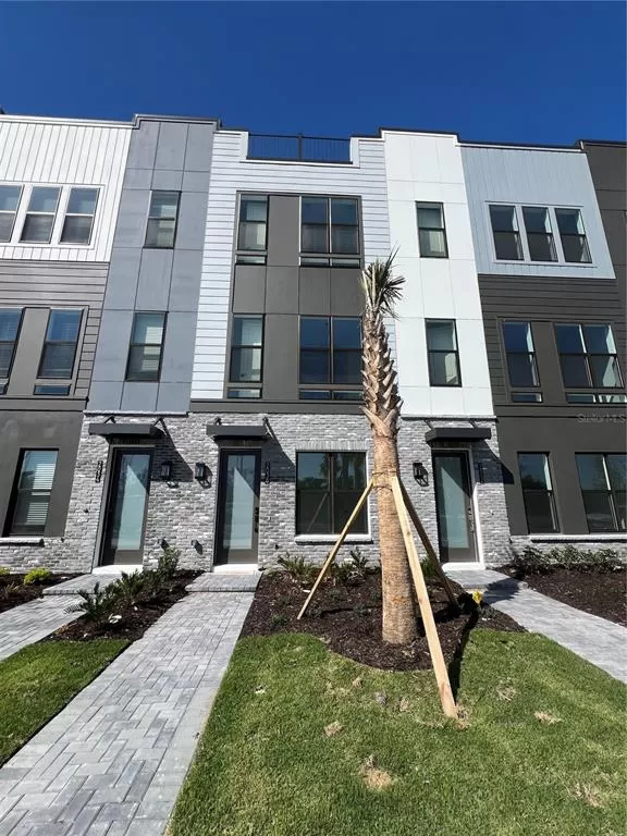 MLS: O6181969 Condo For Sale