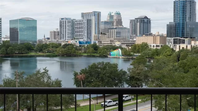 MLS: O6182586 Condo For Sale