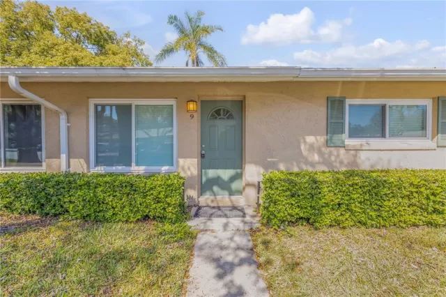 MLS: O6182621 Condo For Sale