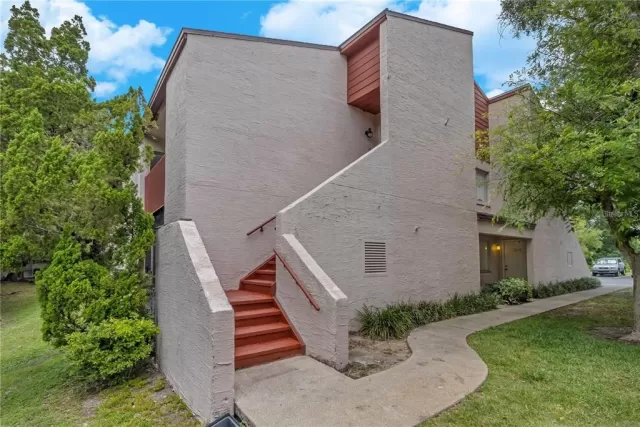 MLS: O6182659 Condo For Sale