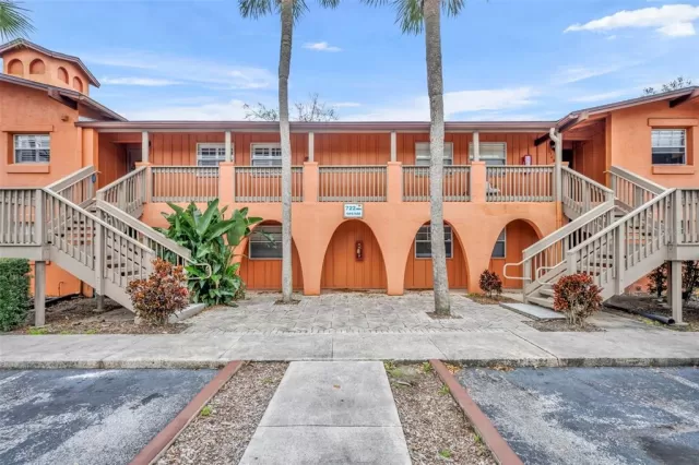 MLS: O6182775 Condo For Sale