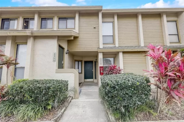 MLS: O6183471 Condo For Sale