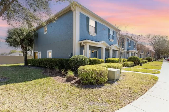 MLS: O6183530 Condo For Sale