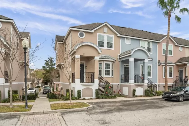 MLS: O6184138 Condo For Sale