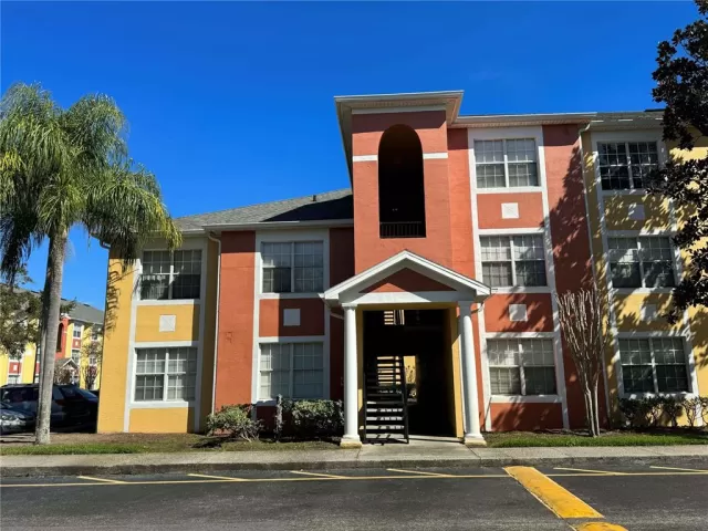 MLS: O6184717 Condo For Sale
