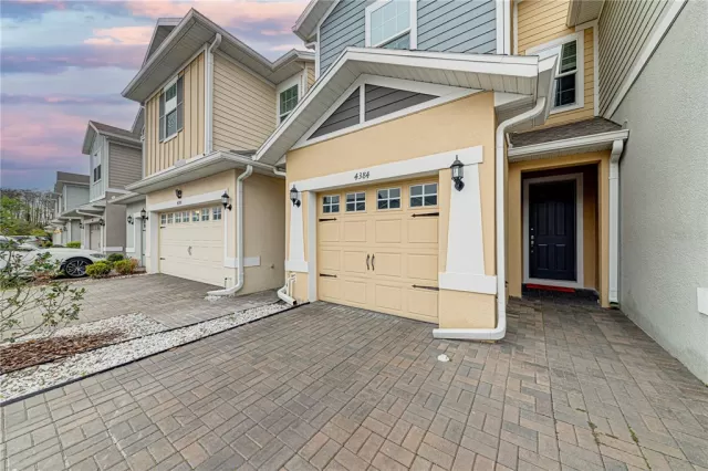 MLS: O6184805 Condo For Sale