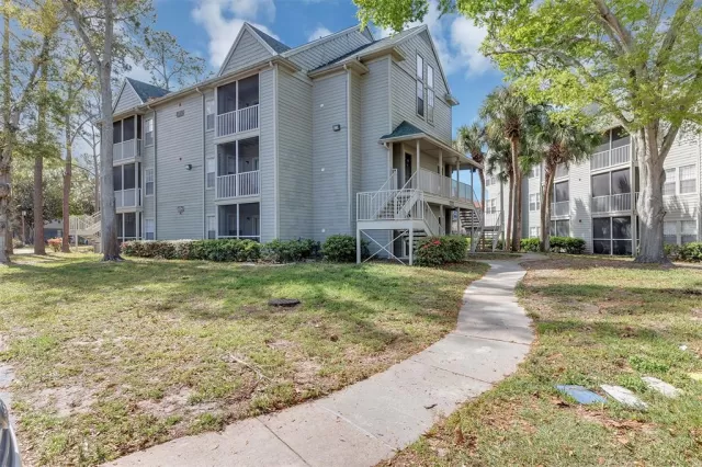 MLS: O6185860 Condo For Sale