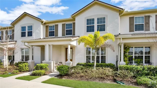 MLS: O6186477 Condo For Sale