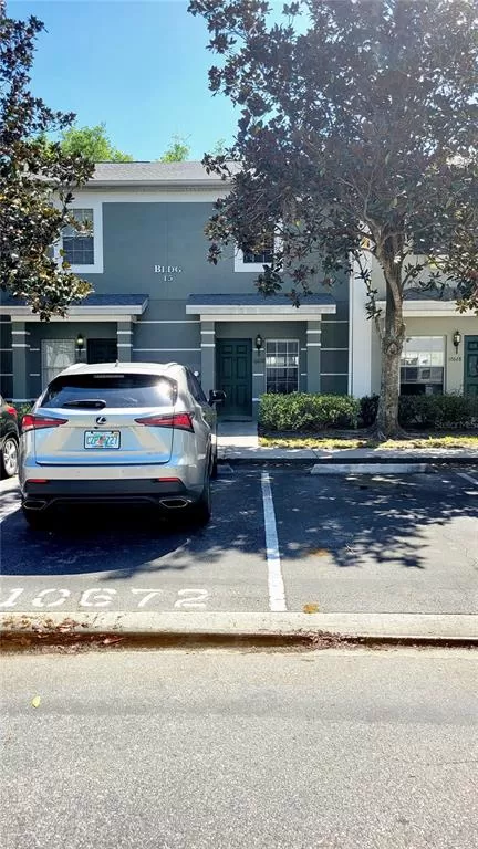 MLS: O6186532 Condo For Sale