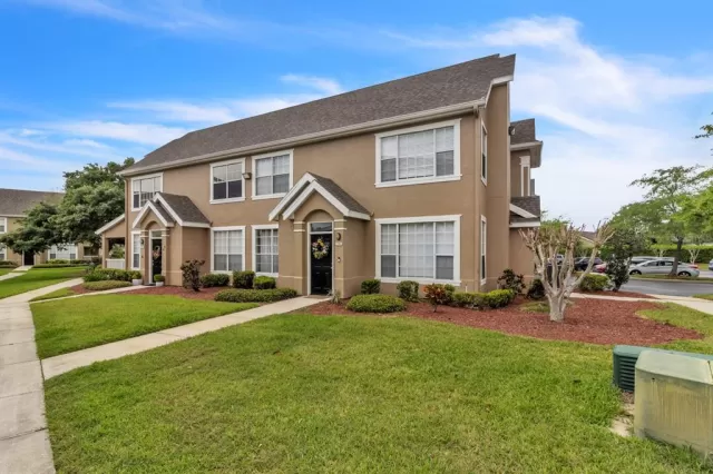 MLS: O6186533 Condo For Sale
