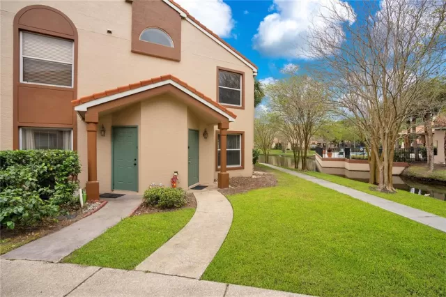 MLS: O6186704 Condo For Sale