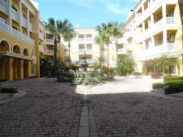 MLS: O6187119 Condo For Sale